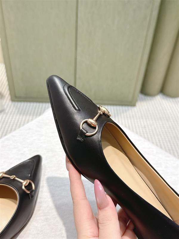 20251127171646463 320